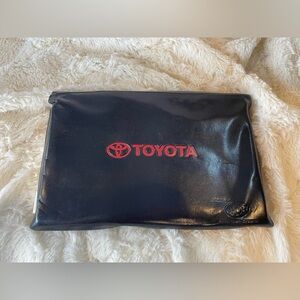 Toyota car manual 2003 Toyota Camry